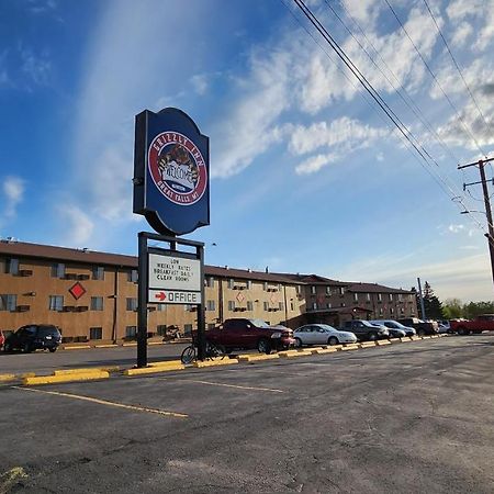 Grizzly Inn เกรทฟอลส์ ภายนอก รูปภาพ